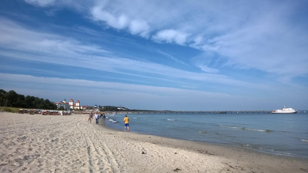 Ruhige Fewo Mit Strandkorb, Villa Stranddistel, Binz Zewnętrze zdjęcie